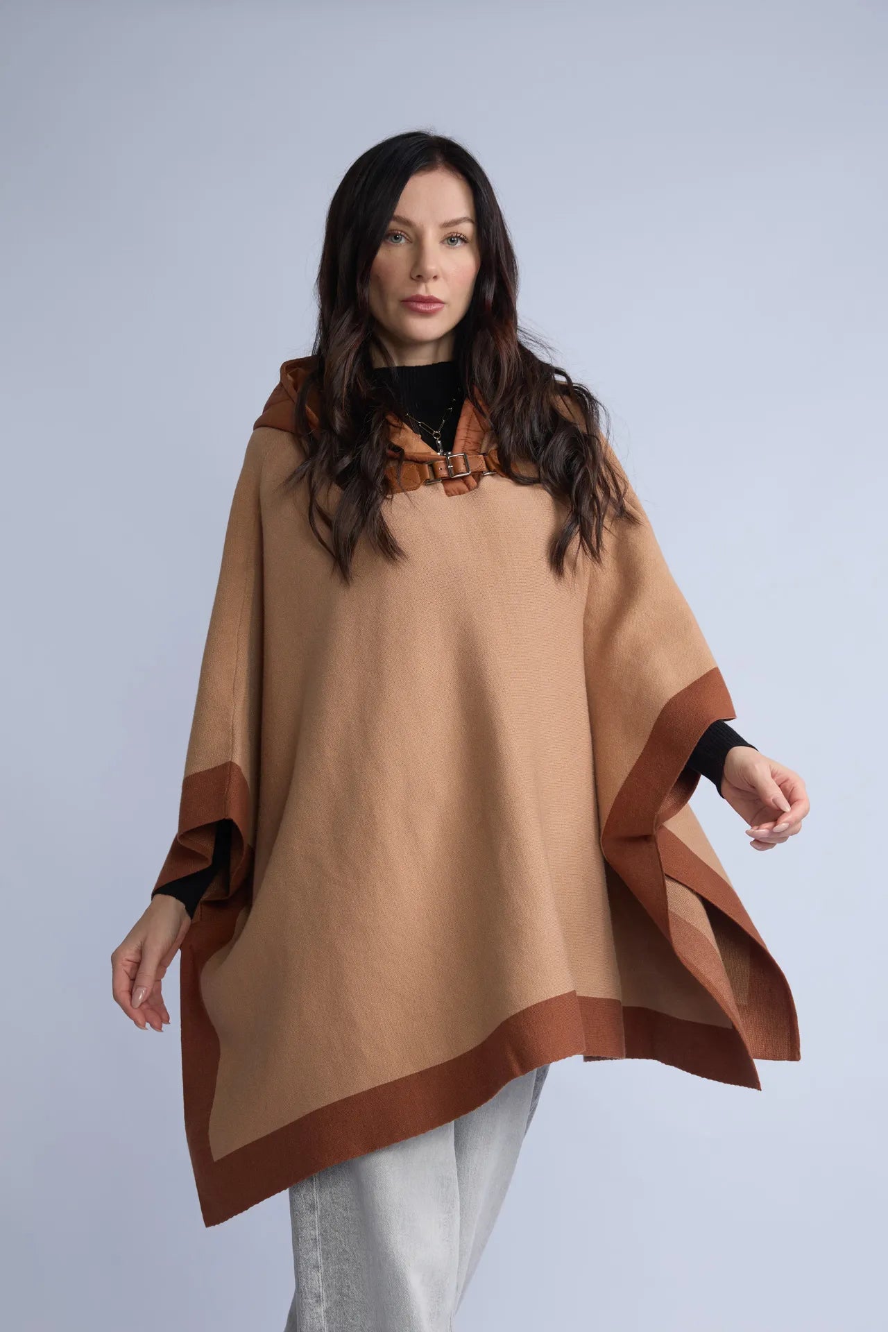Poncho Capucha Acolchonada