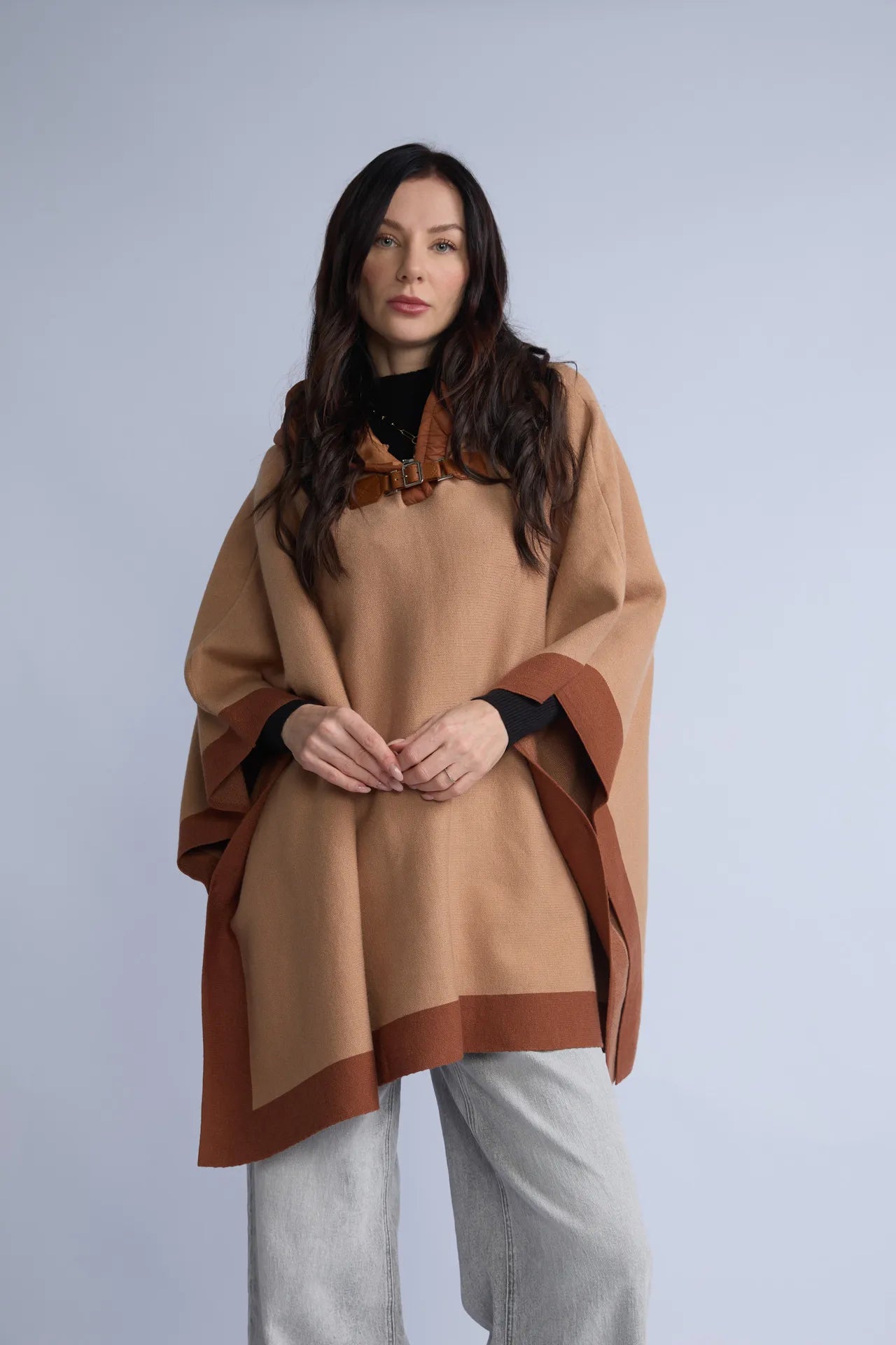 Poncho Capucha Acolchonada