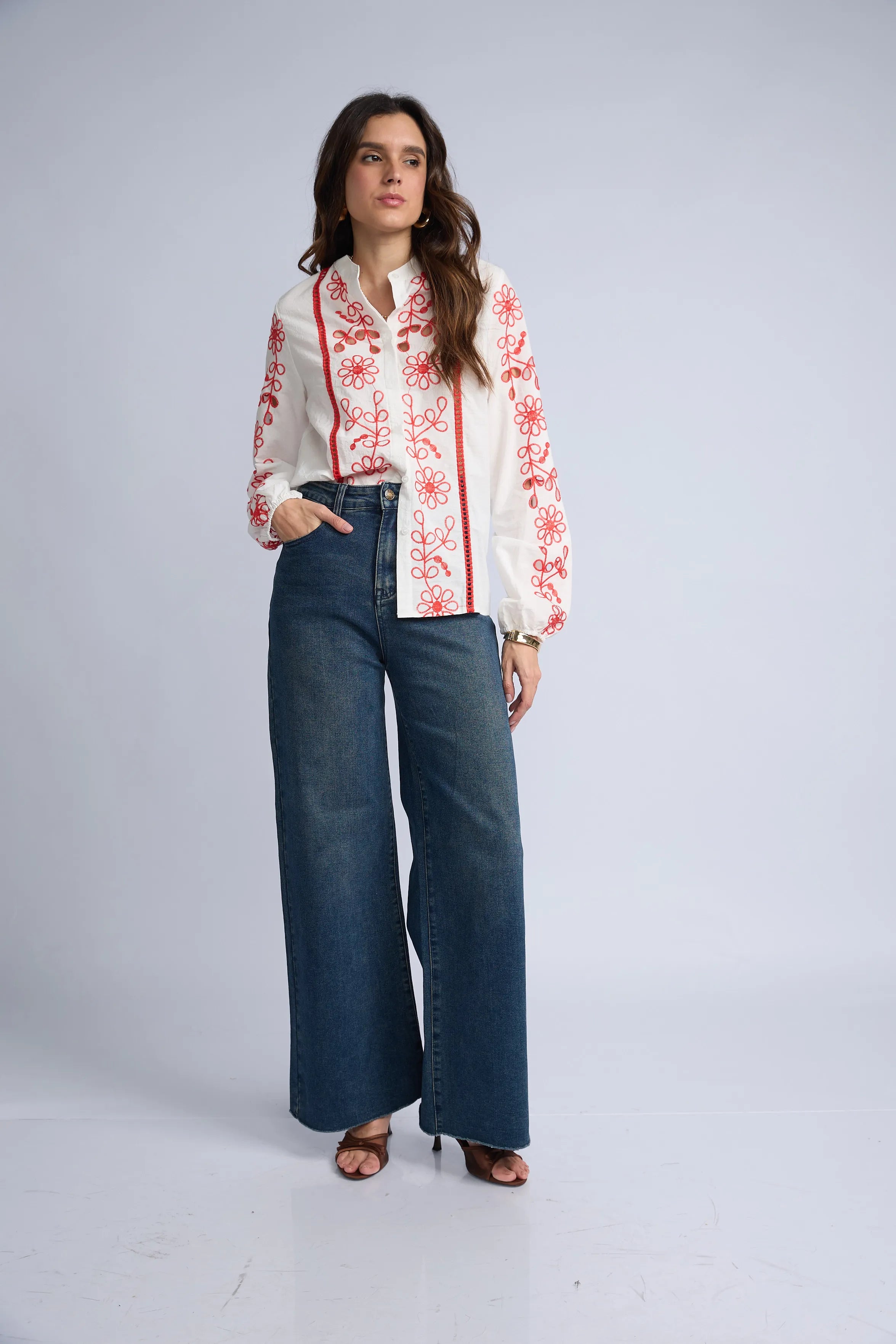 Blusa Bordada Flores