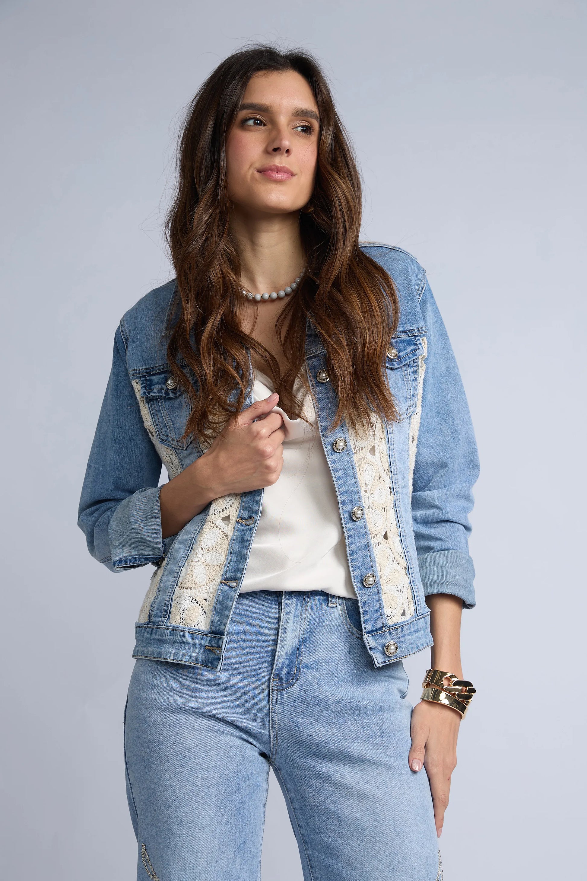 Casaca Broderie Aplicaciones