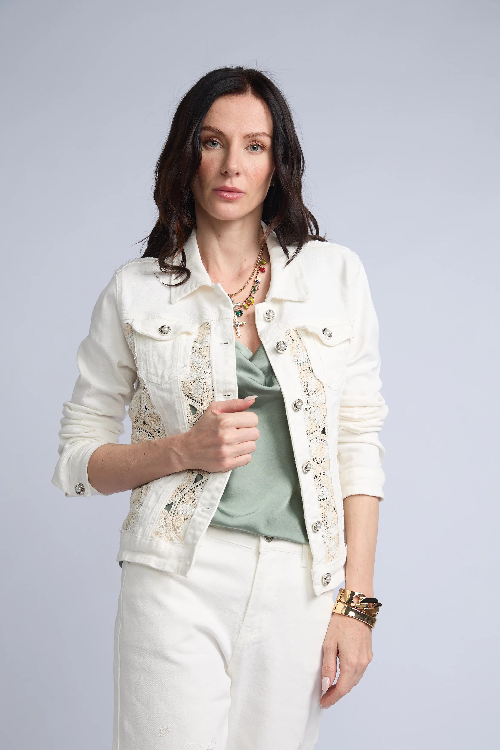 Casaca Broderie Aplicaciones