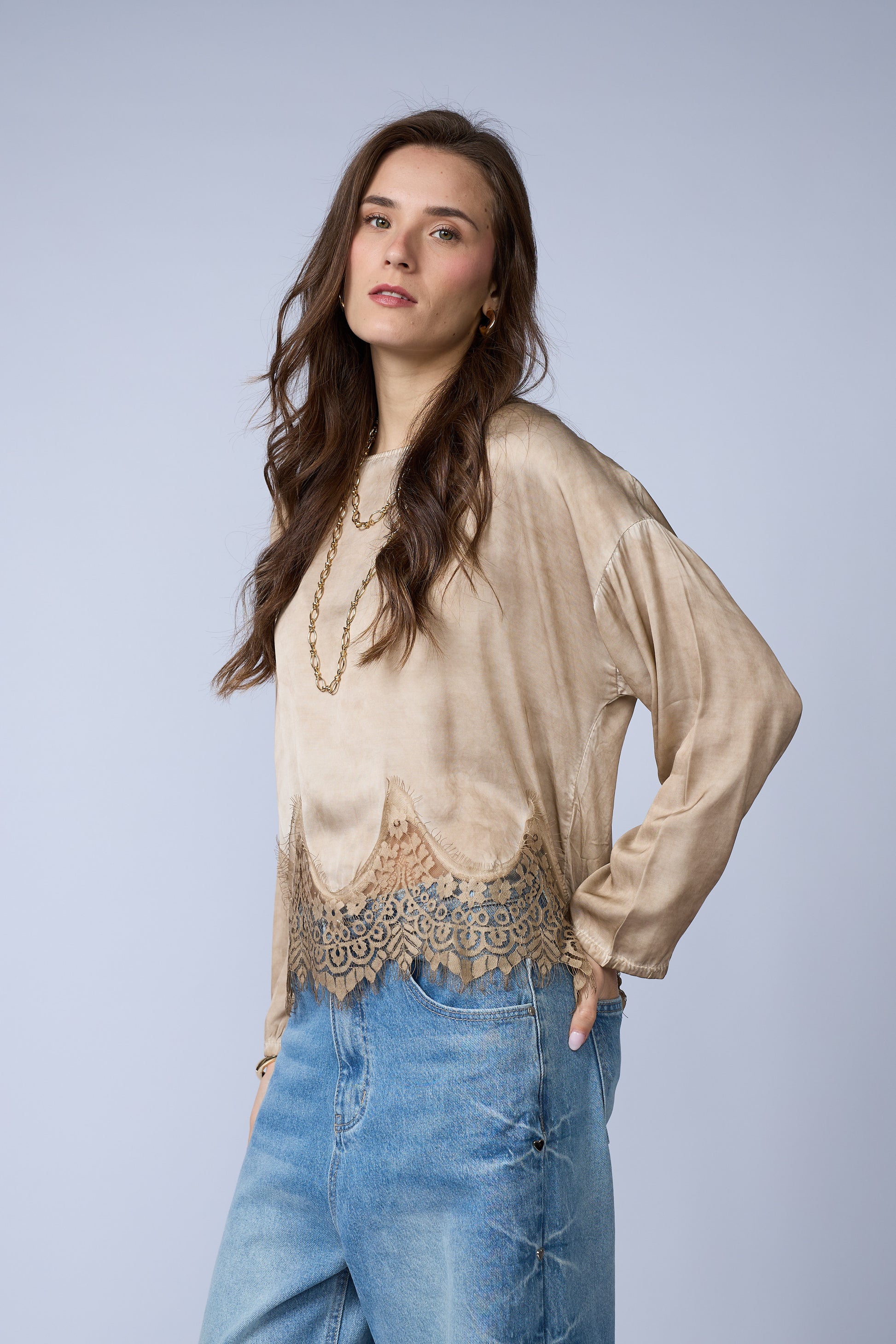 Blusa Basta Encaje