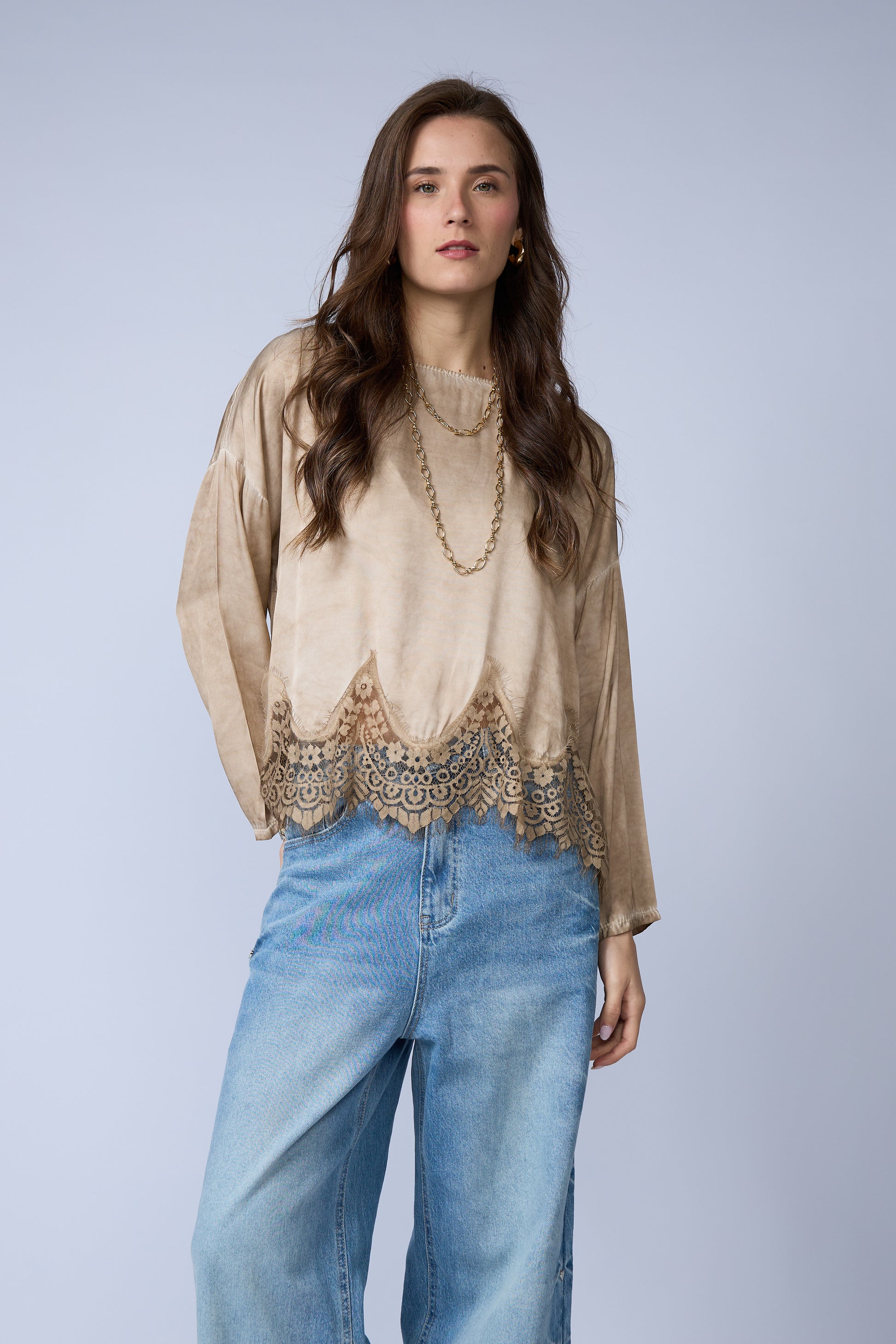 Blusa Basta Encaje