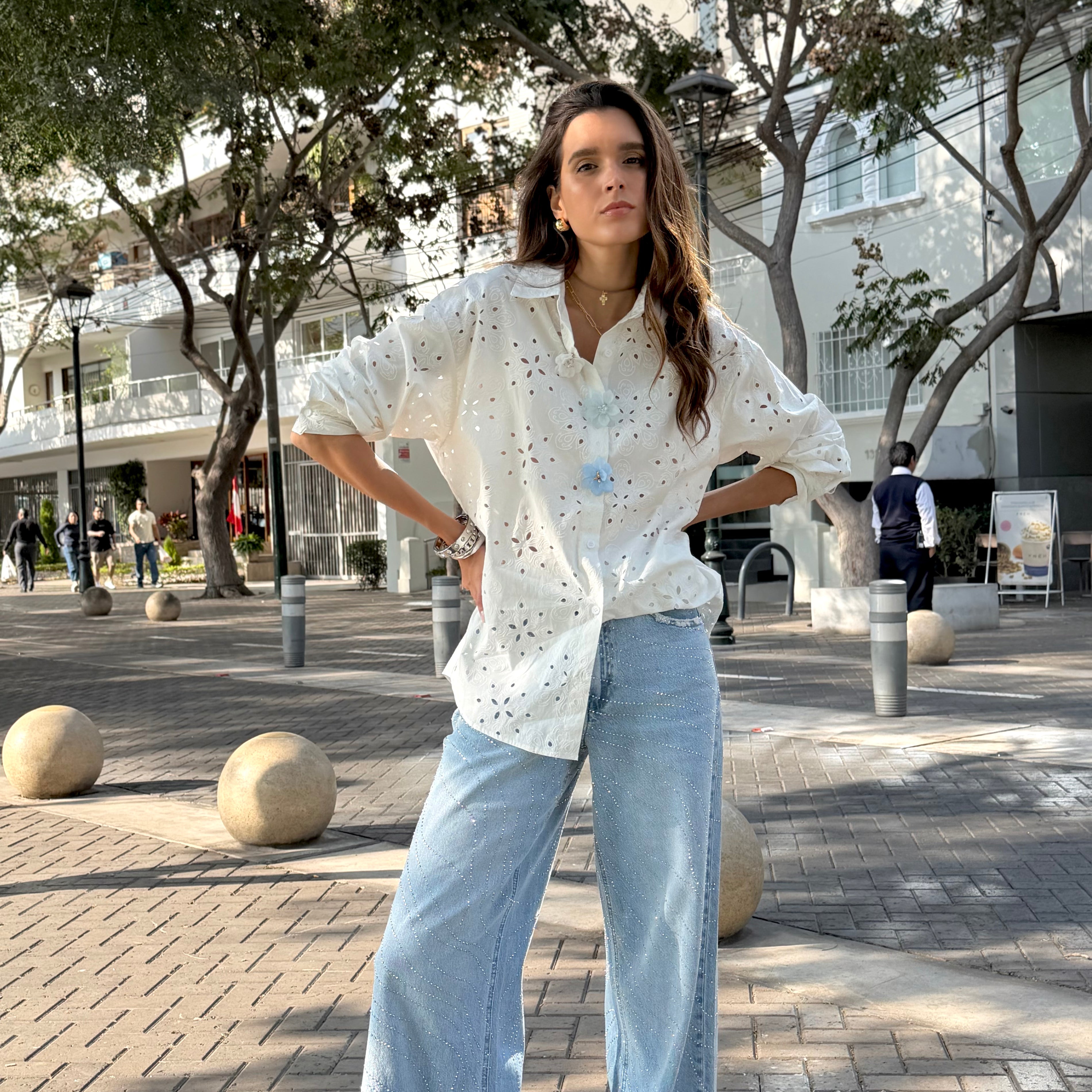 Blusa Broderie