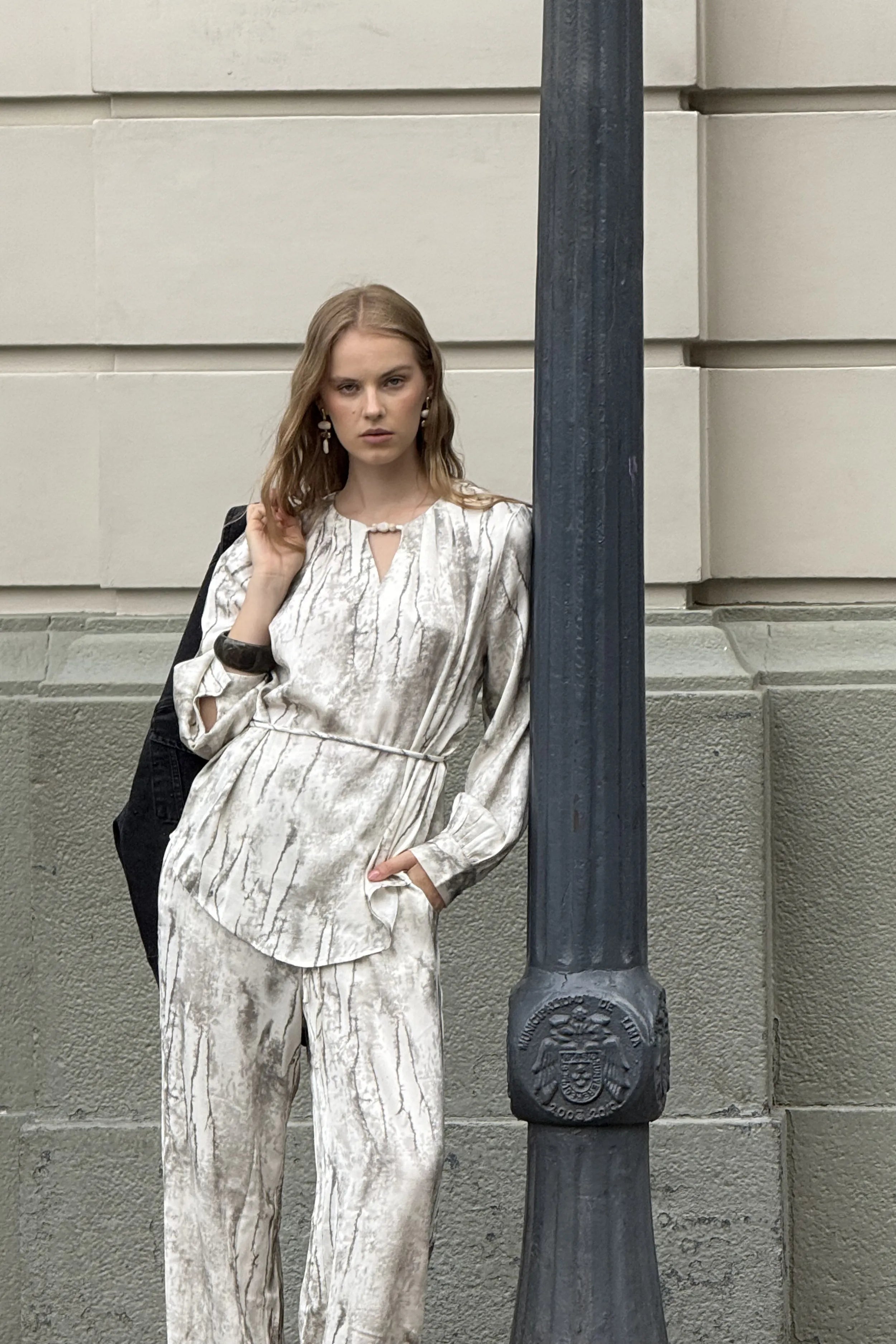 Blusa Manchas Pliegues