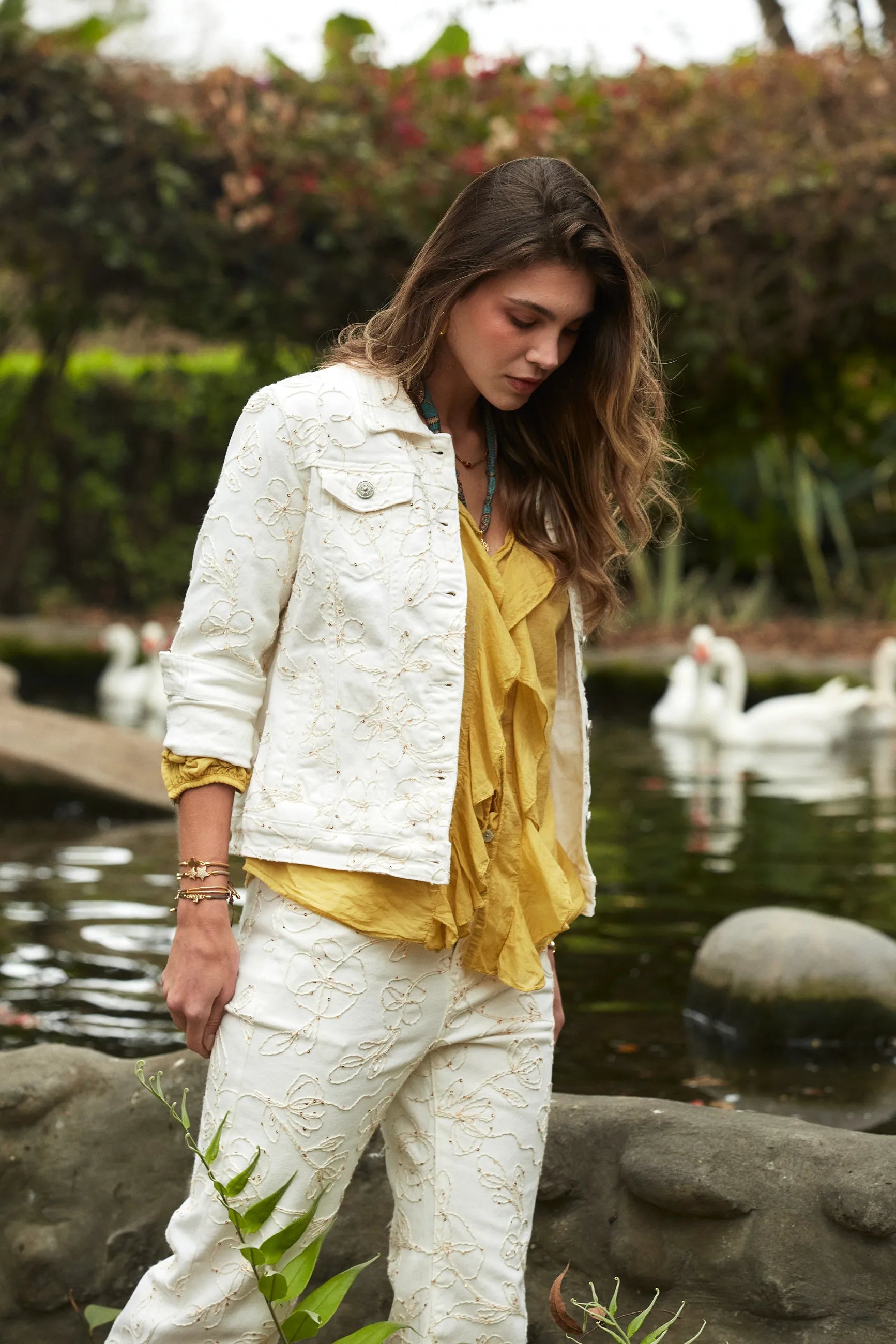 Casaca Denim Bordada Lentejuelas