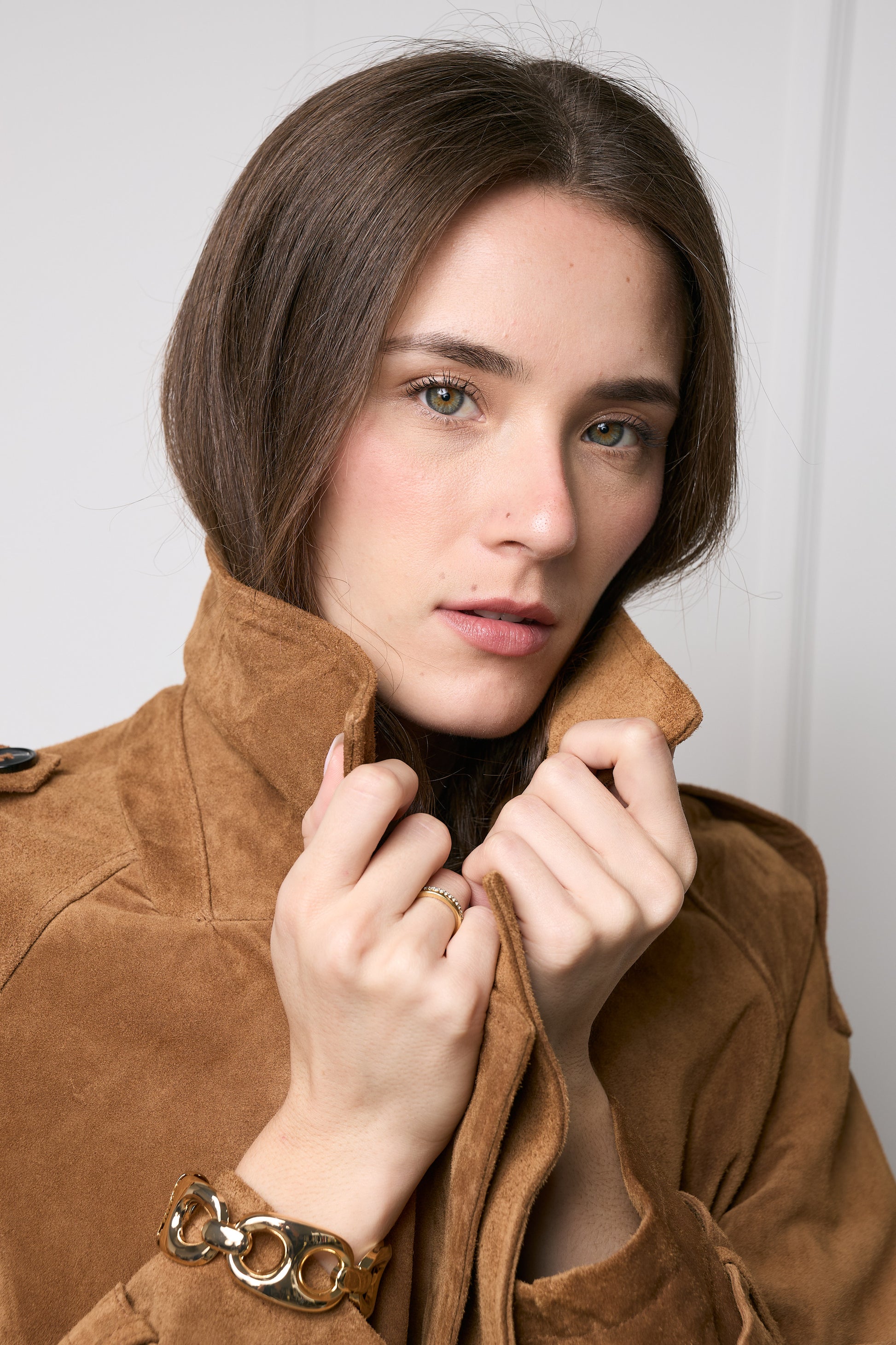 Casaca Trench Gamuza