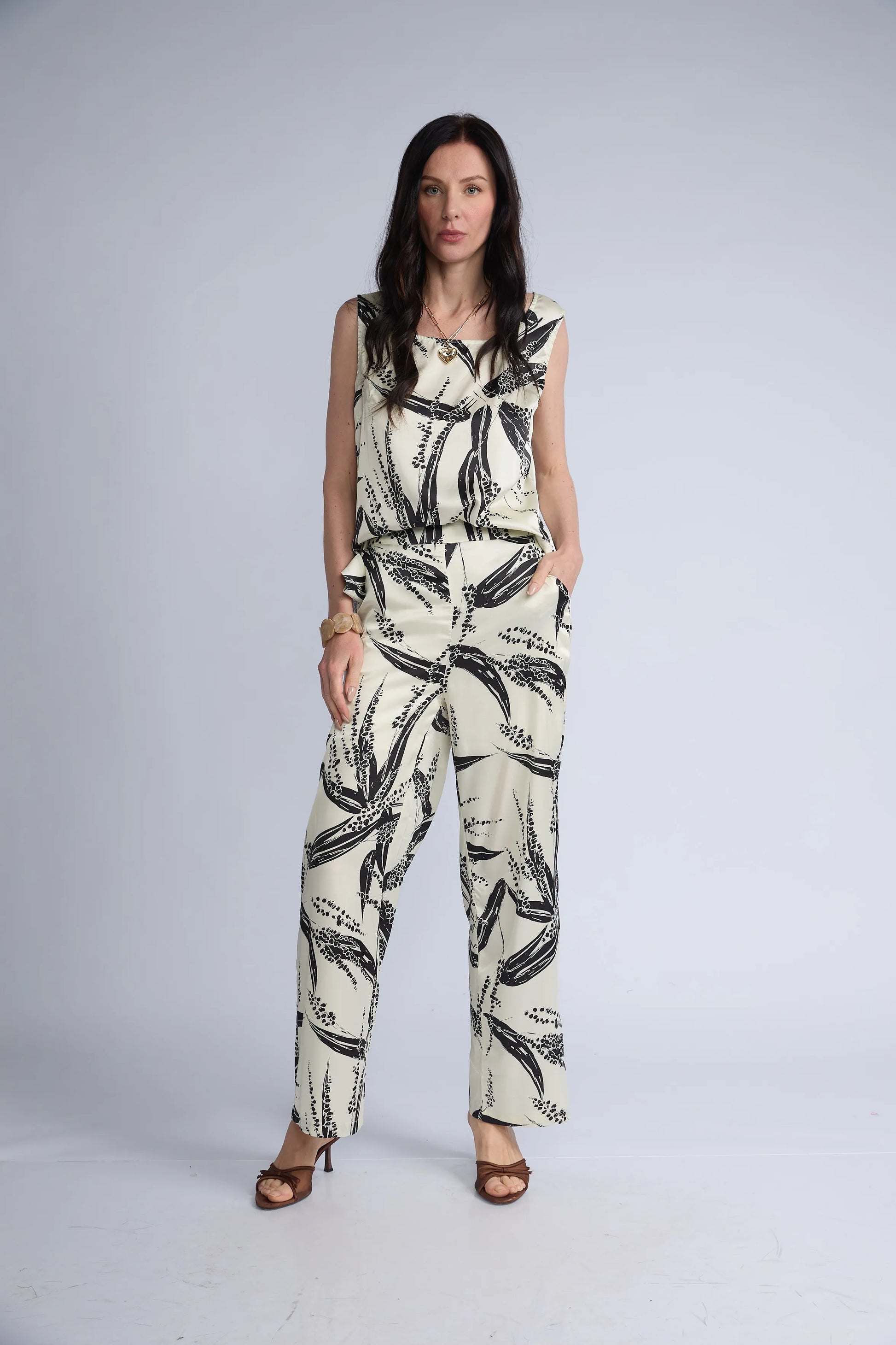 Conjunto Blusa y Pantalon