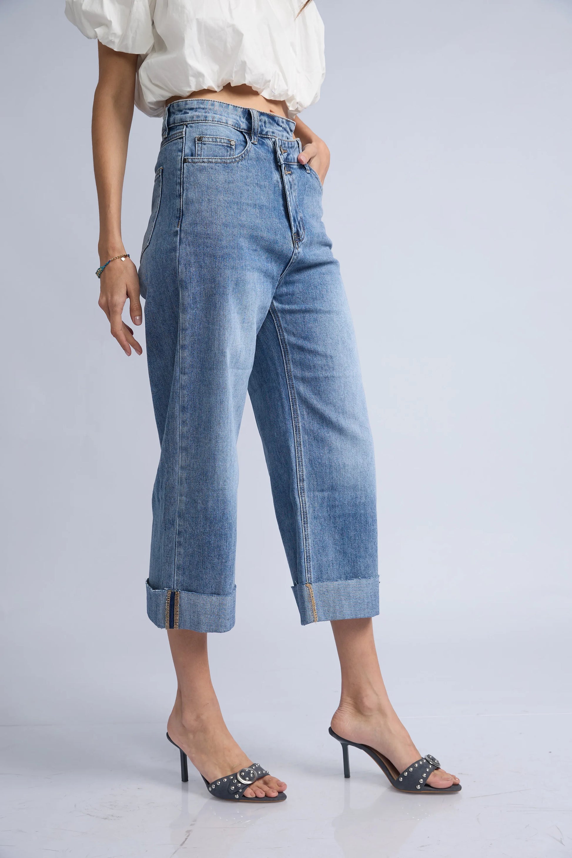 Jean Botones Desfasados Basta Doblada