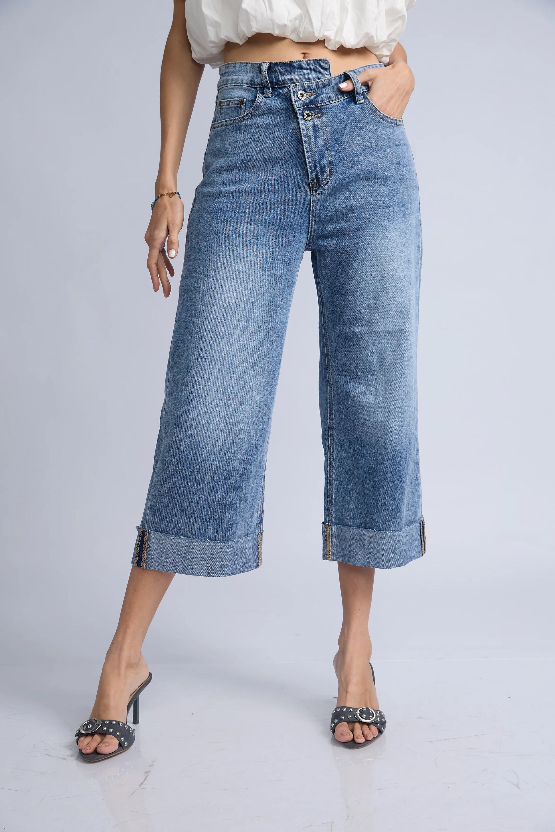 Jean Botones Desfasados Basta Doblada