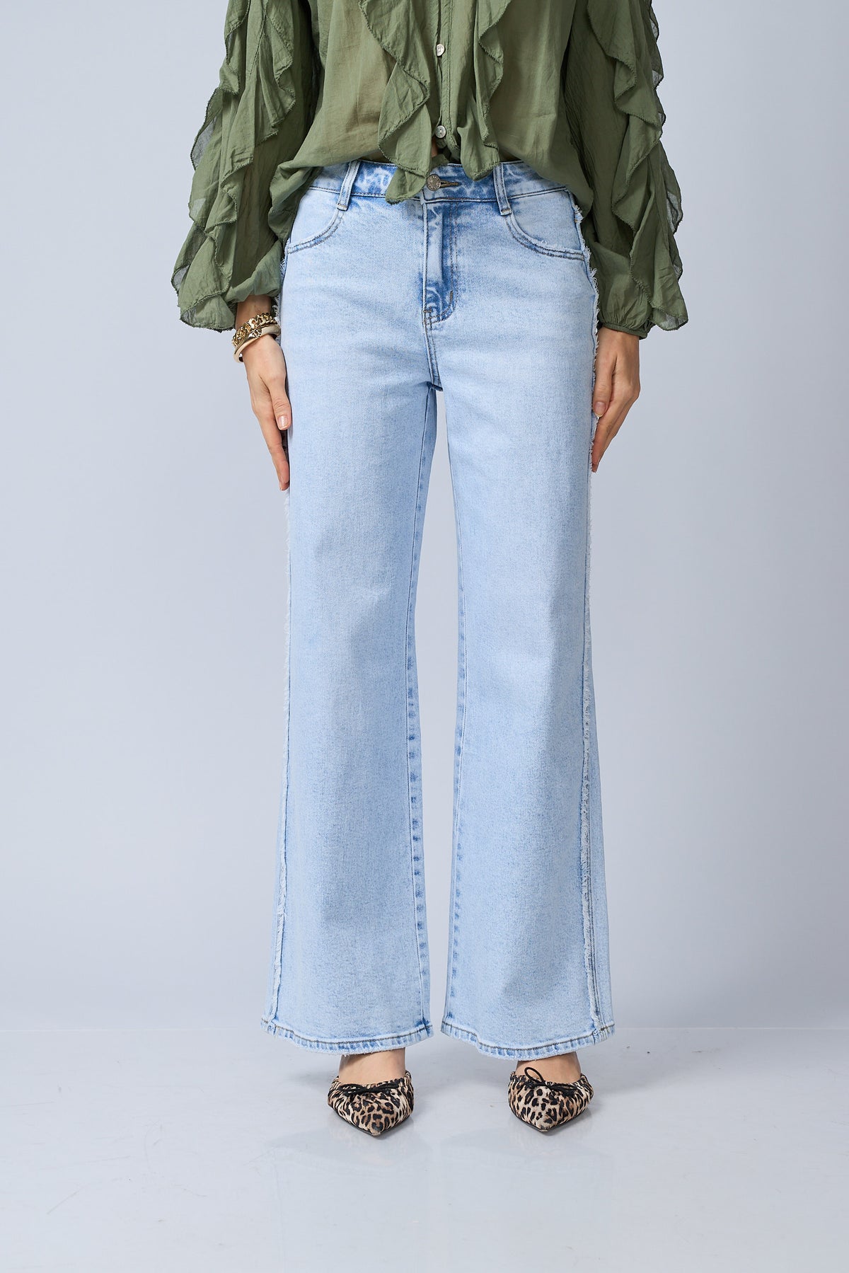 Jean Desflecado Lateral