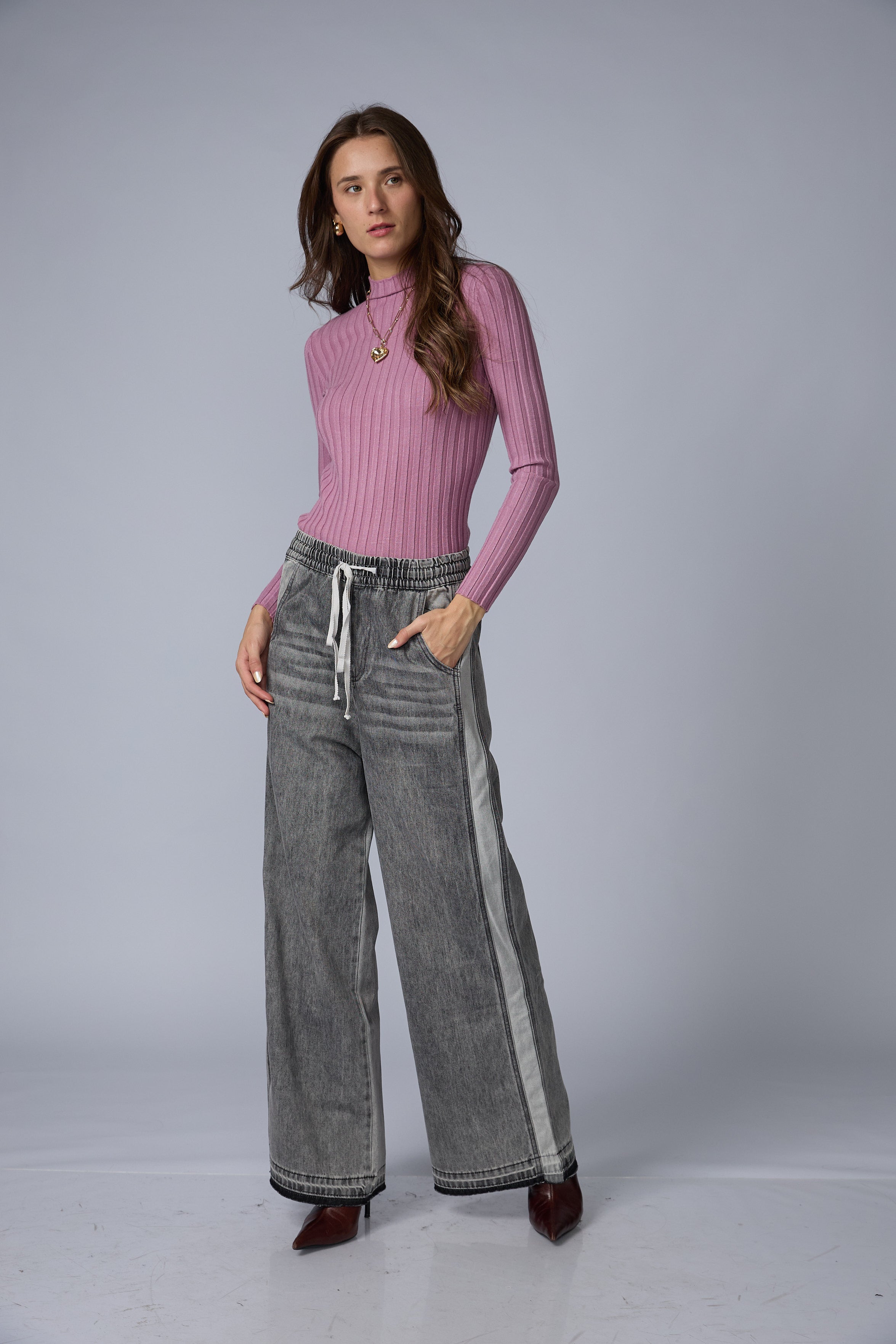 Jean Grafito Linea Lateral