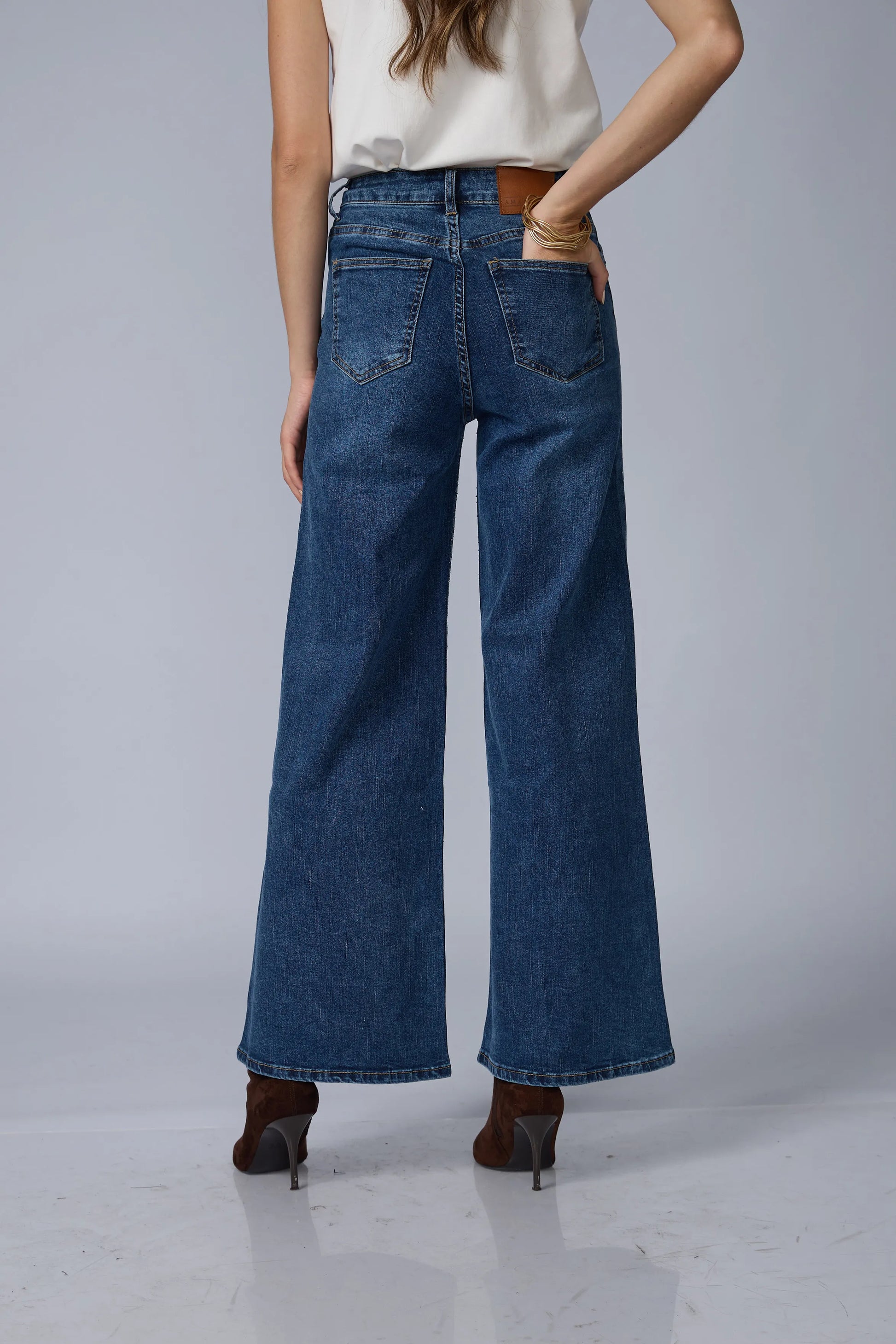 Jean Wide Brillos