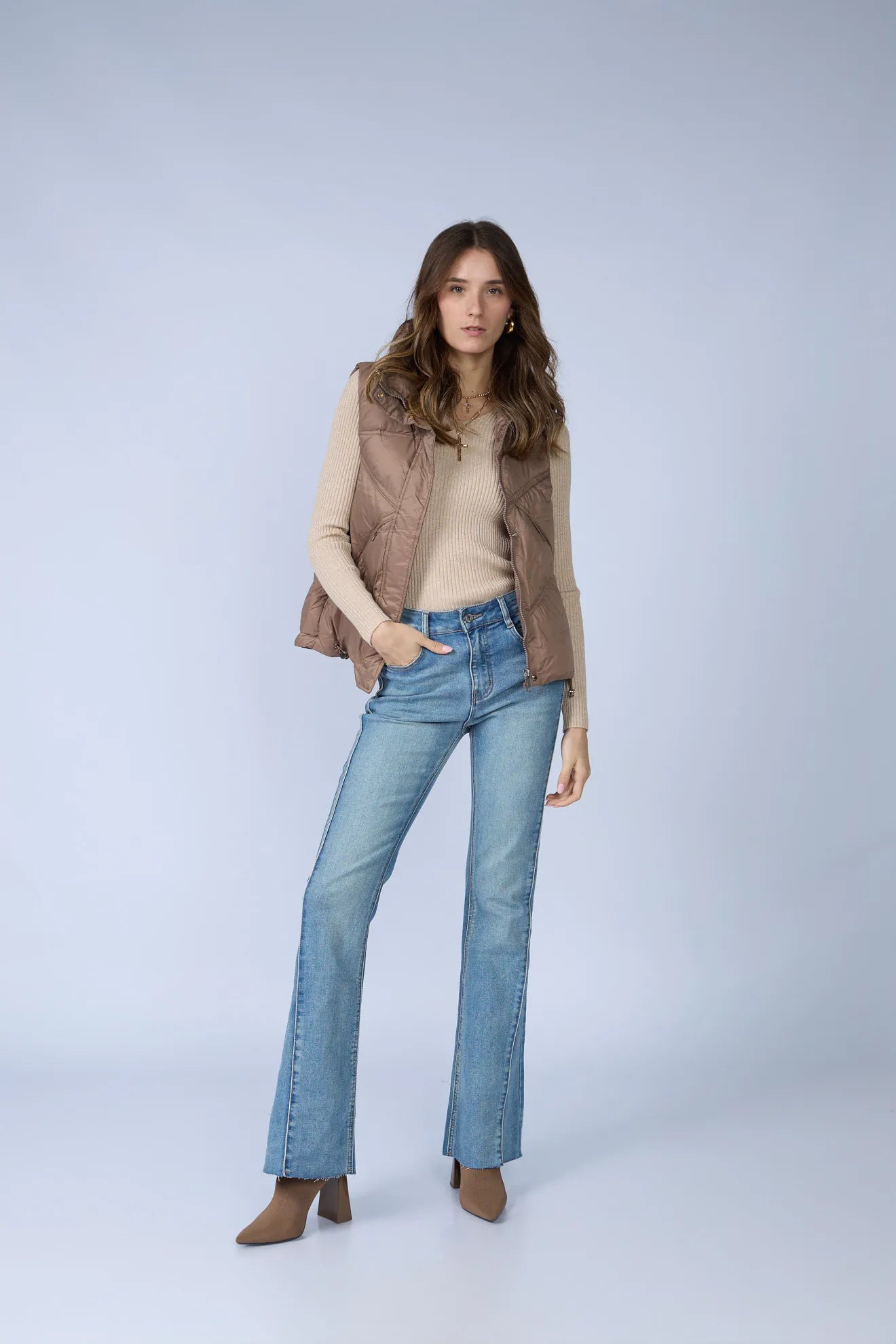 Jean Flare Corte Lateral