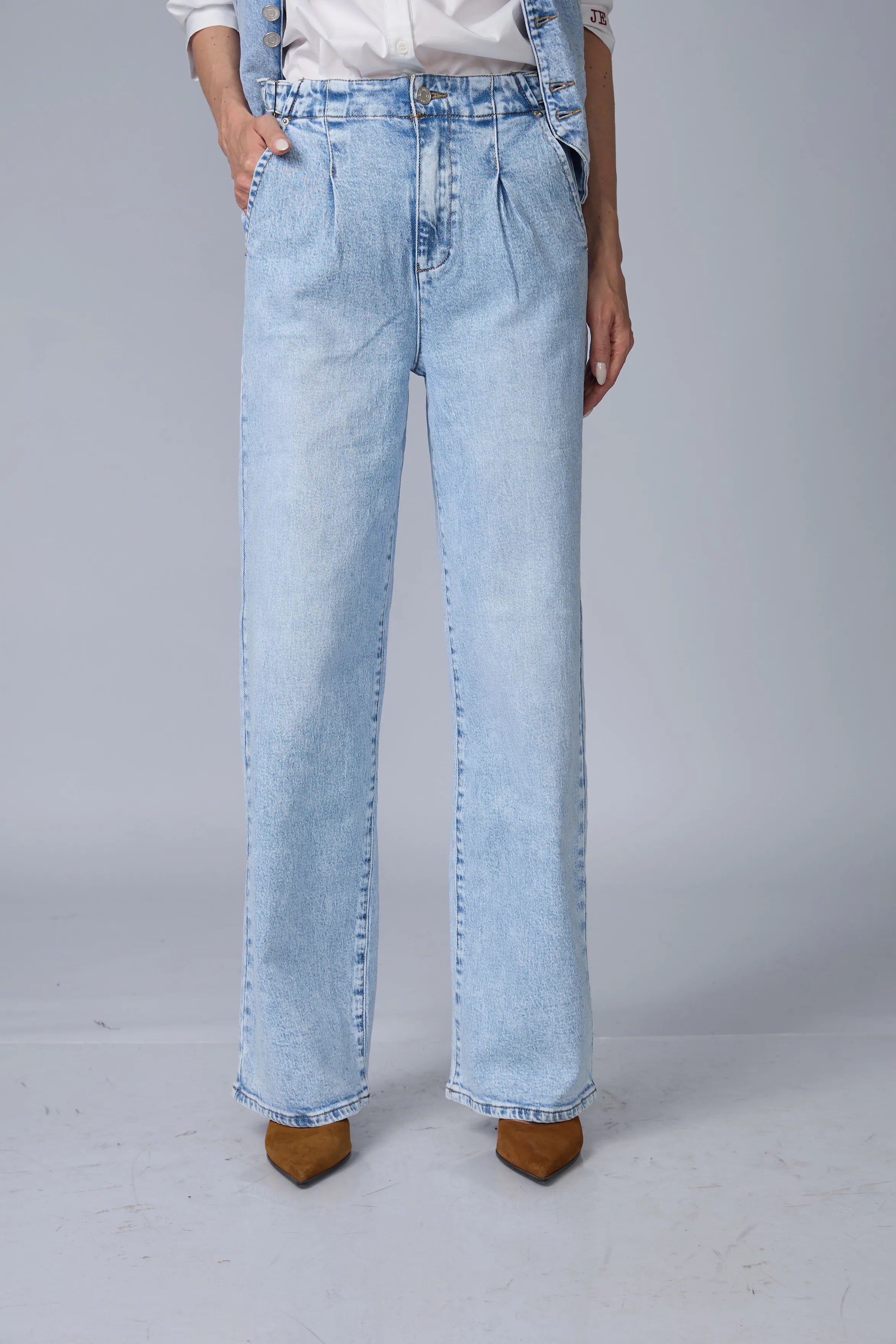 Jean Wide Pliegues Ajuste Cintura