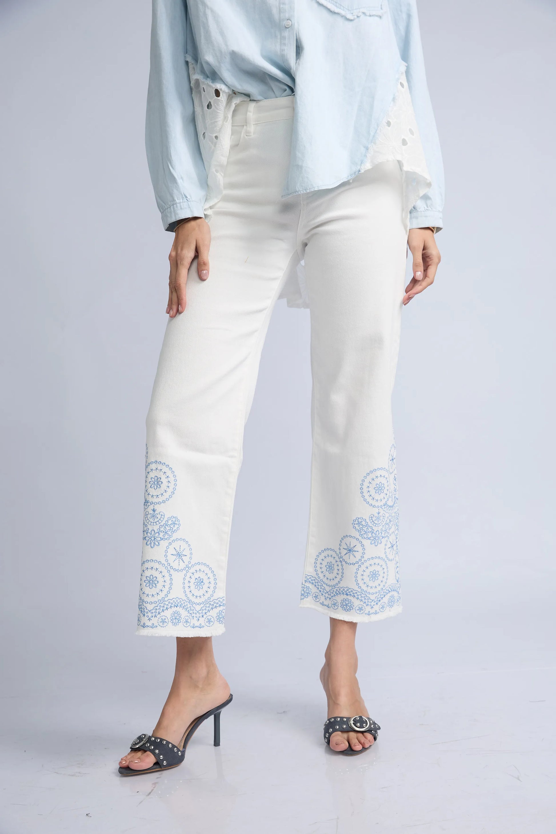 Pantalon Denim Basta Bordada