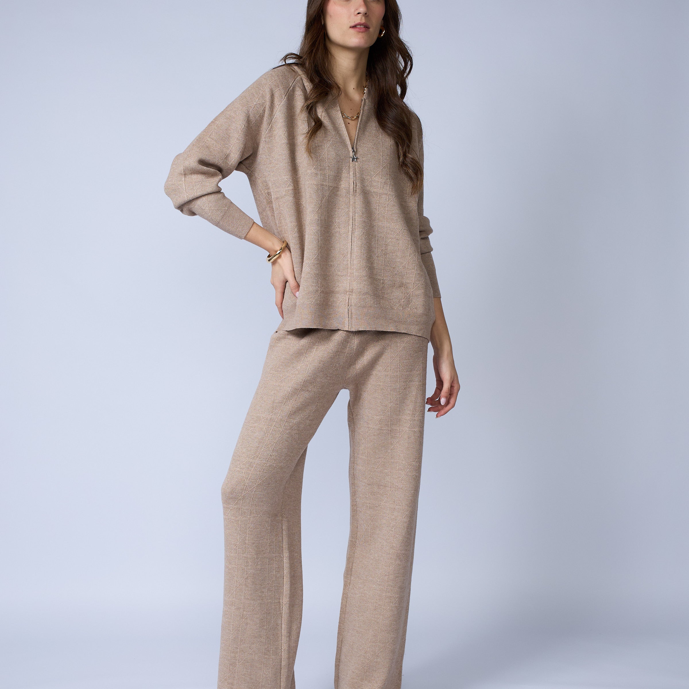 Set Chompa Capucha Cierre y Pantalon