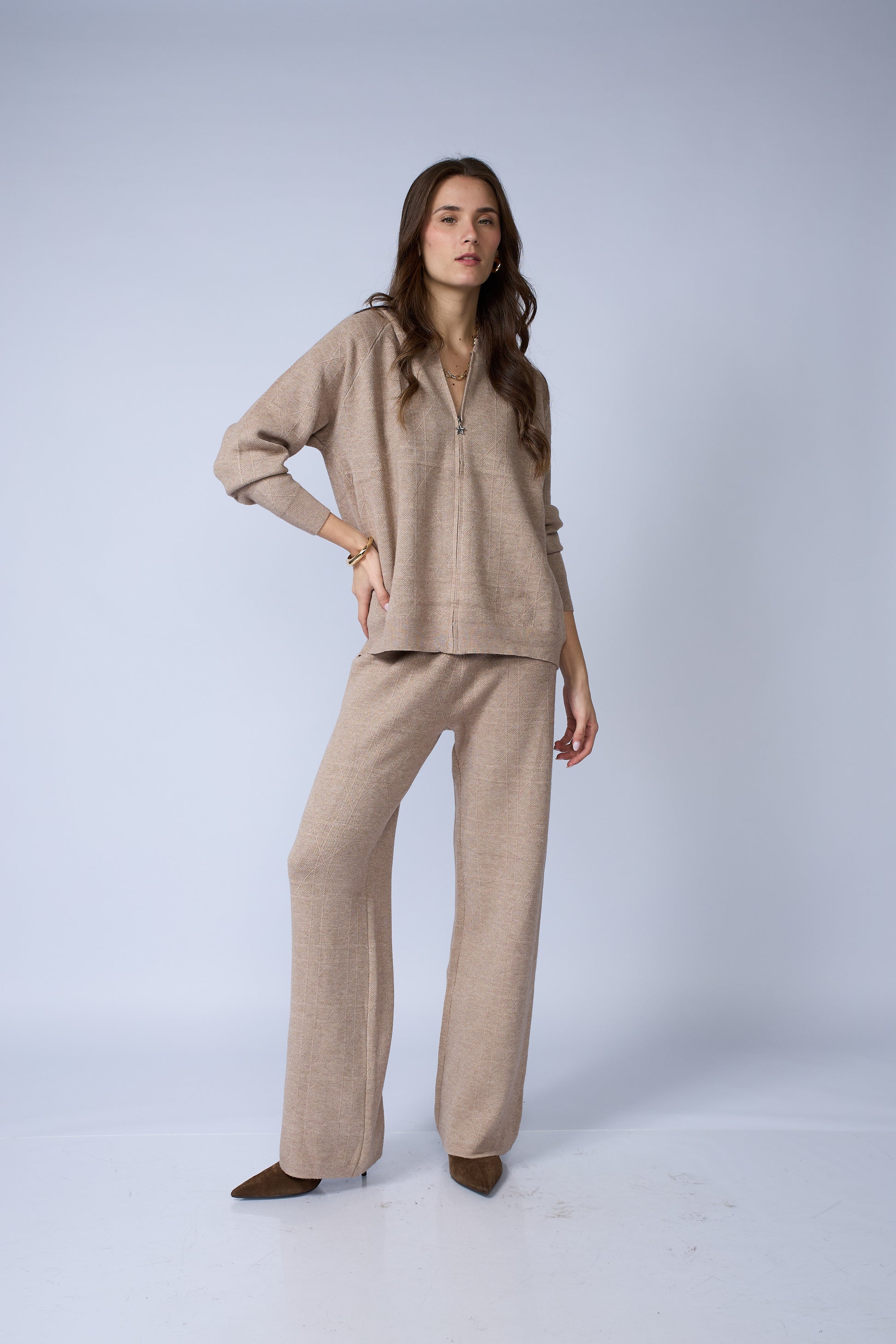 Set Chompa Capucha Cierre y Pantalon