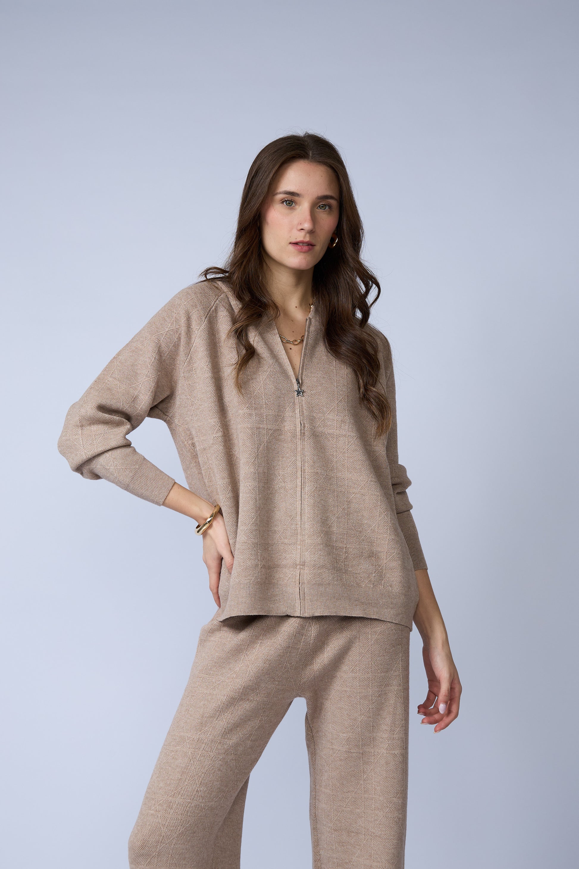 Set Chompa Capucha Cierre y Pantalon