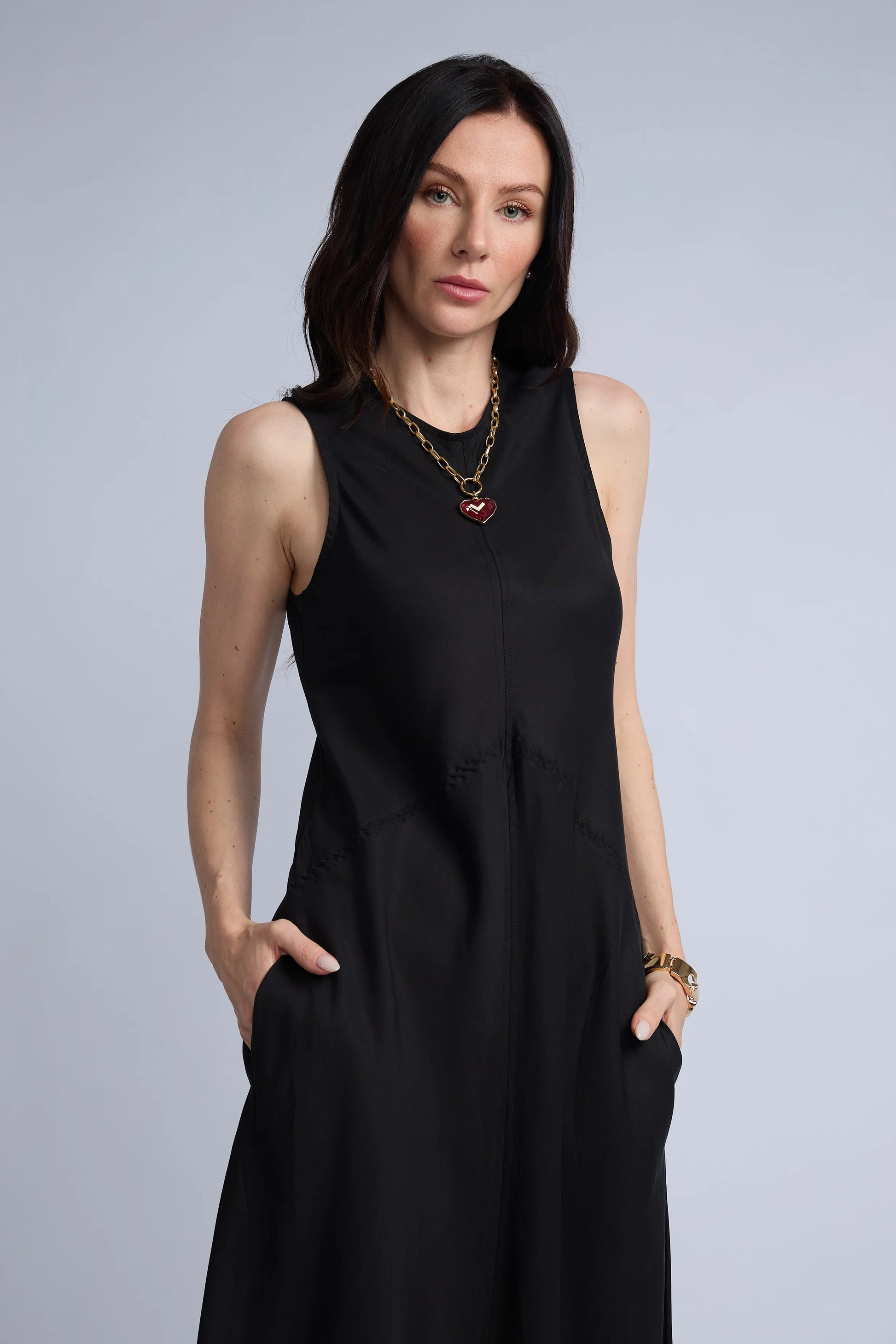 Vestido Largo Bolsillos y Cierre