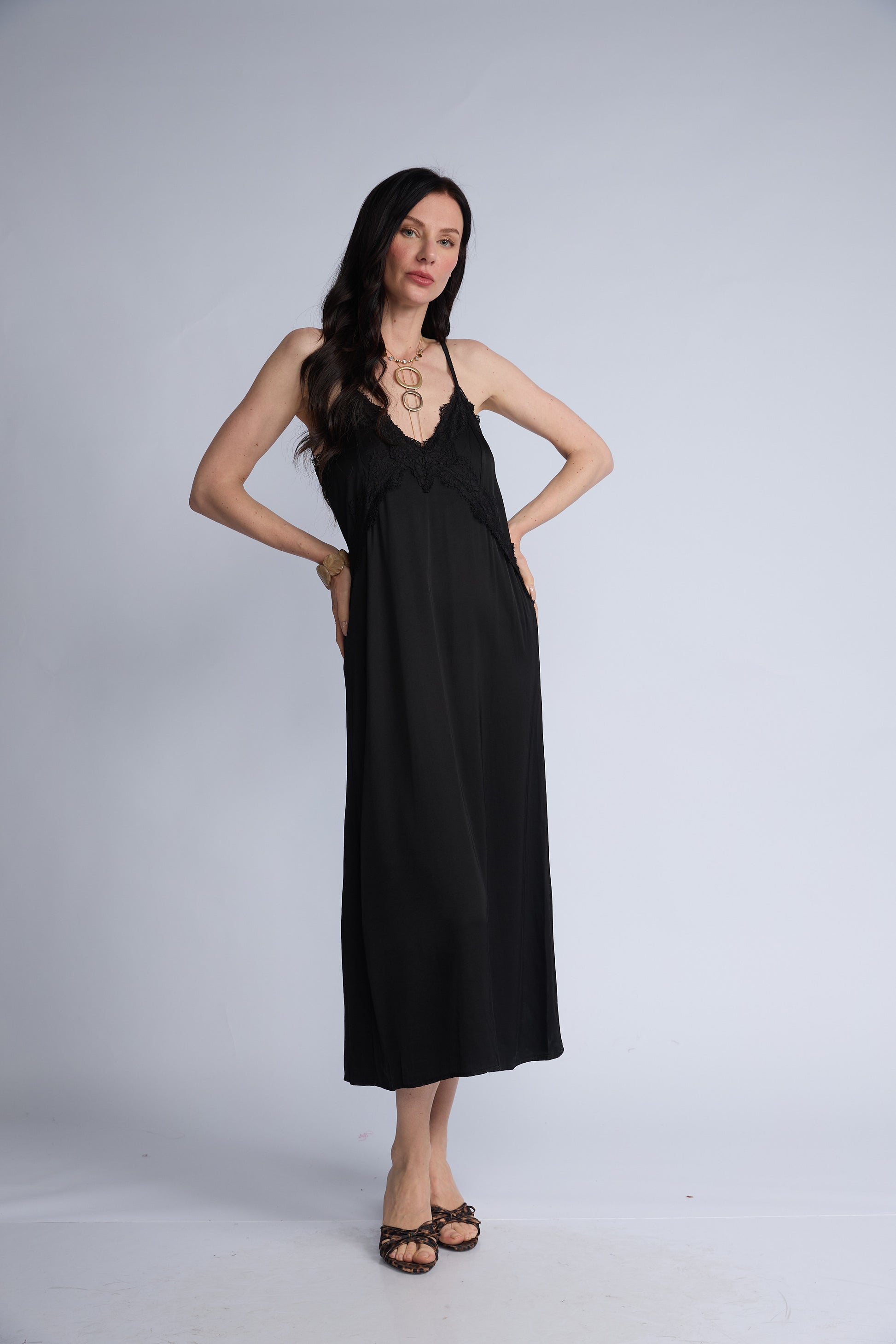 Vestido Lencero Encaje Escote