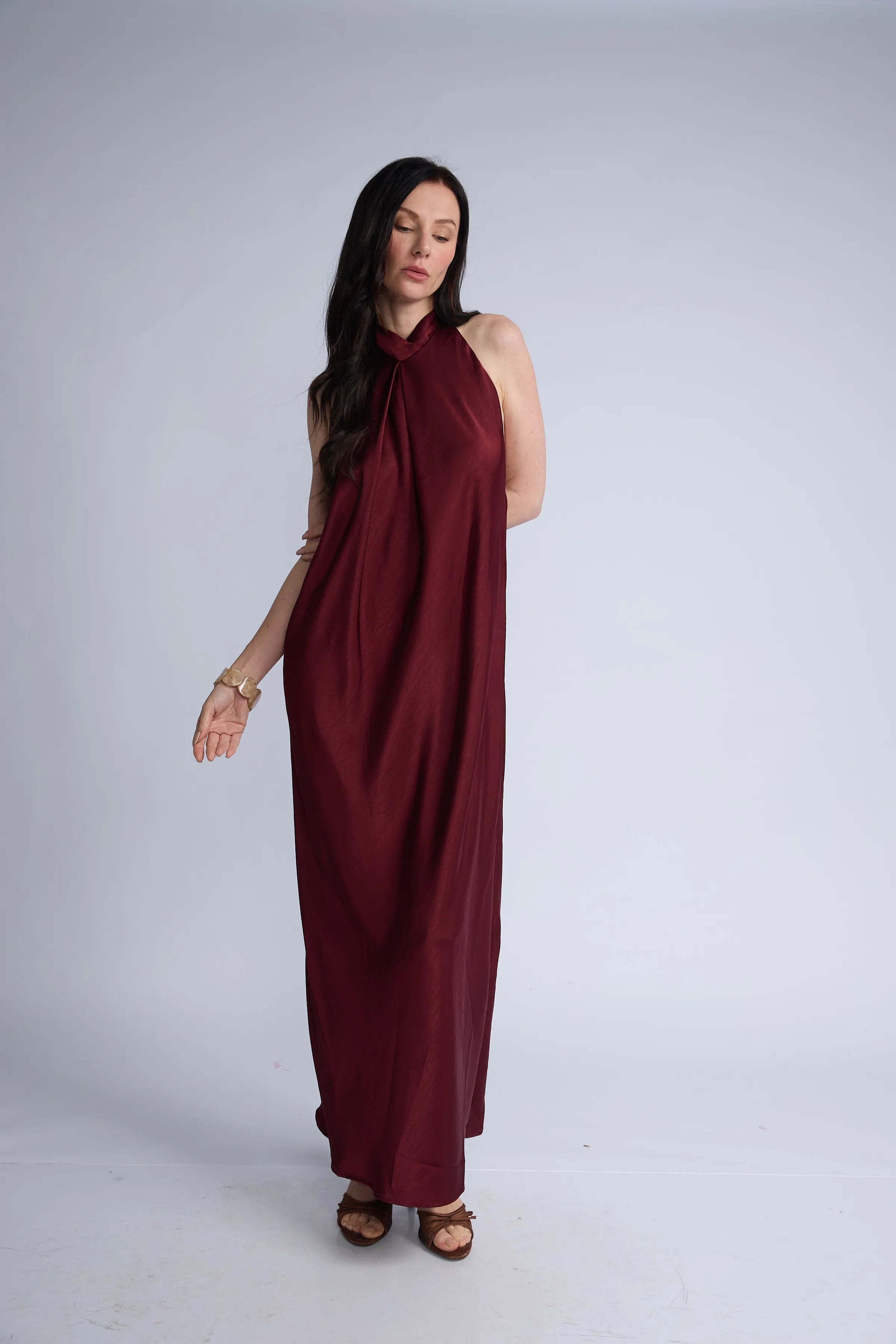 Vestido Recto Cuello Alto