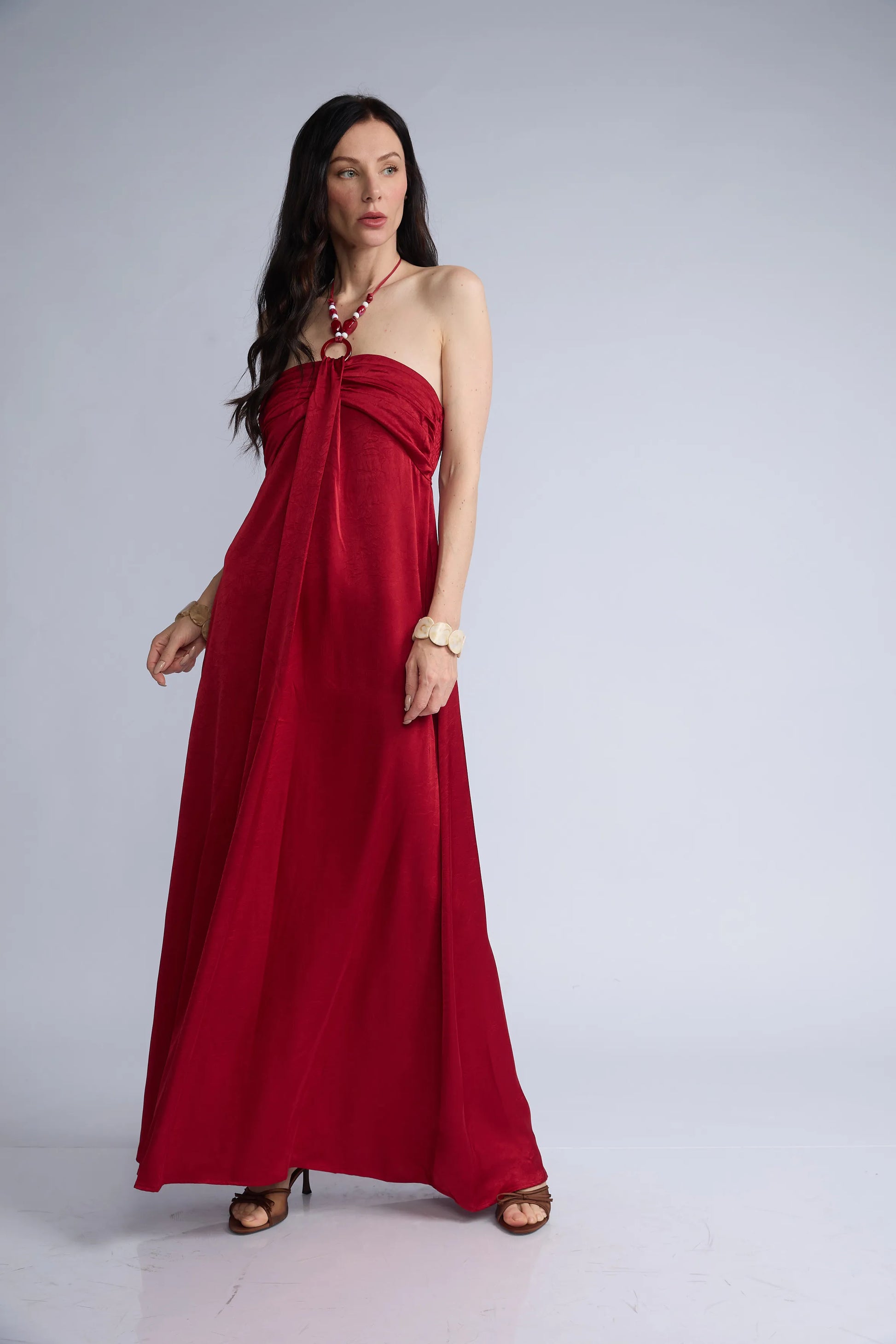 Vestido Halter Cuentas