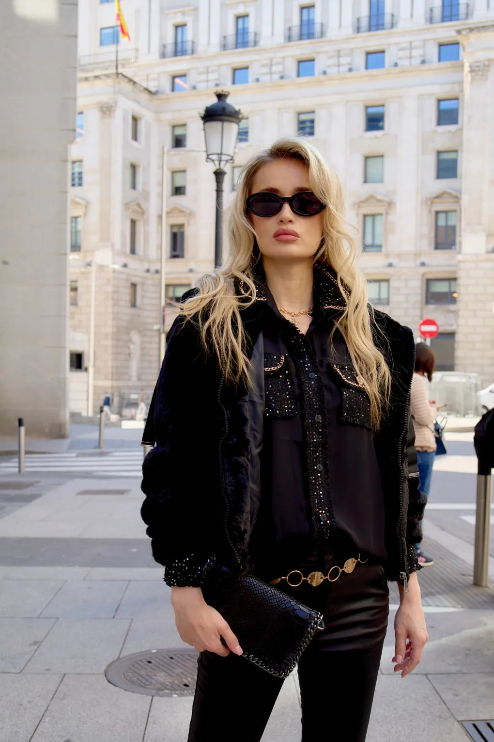 Blusa Aplicaciones Lentejuelas Cadena